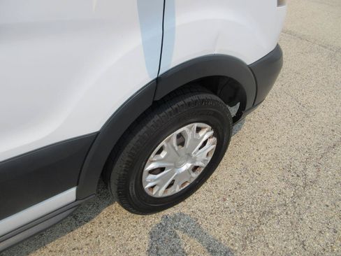 Used 2016 Ford Transit 250 148 Medium Roof RWD image 19