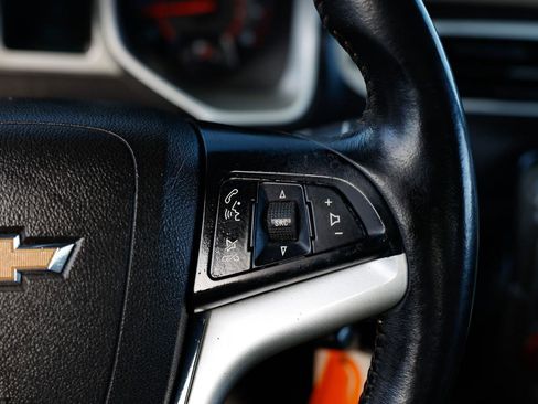 Used 2014 Chevrolet Camaro LT image 25