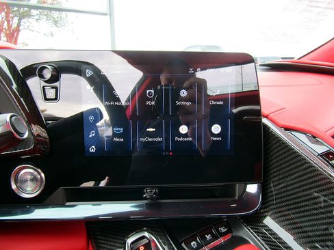 Used 2025 Chevrolet Corvette Z06 w/ Z07 Performance Package image 16