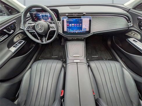 Used 2024 Mercedes-Benz E 450 4MATIC All-Terrain Wagon w/ Leather Package image 16