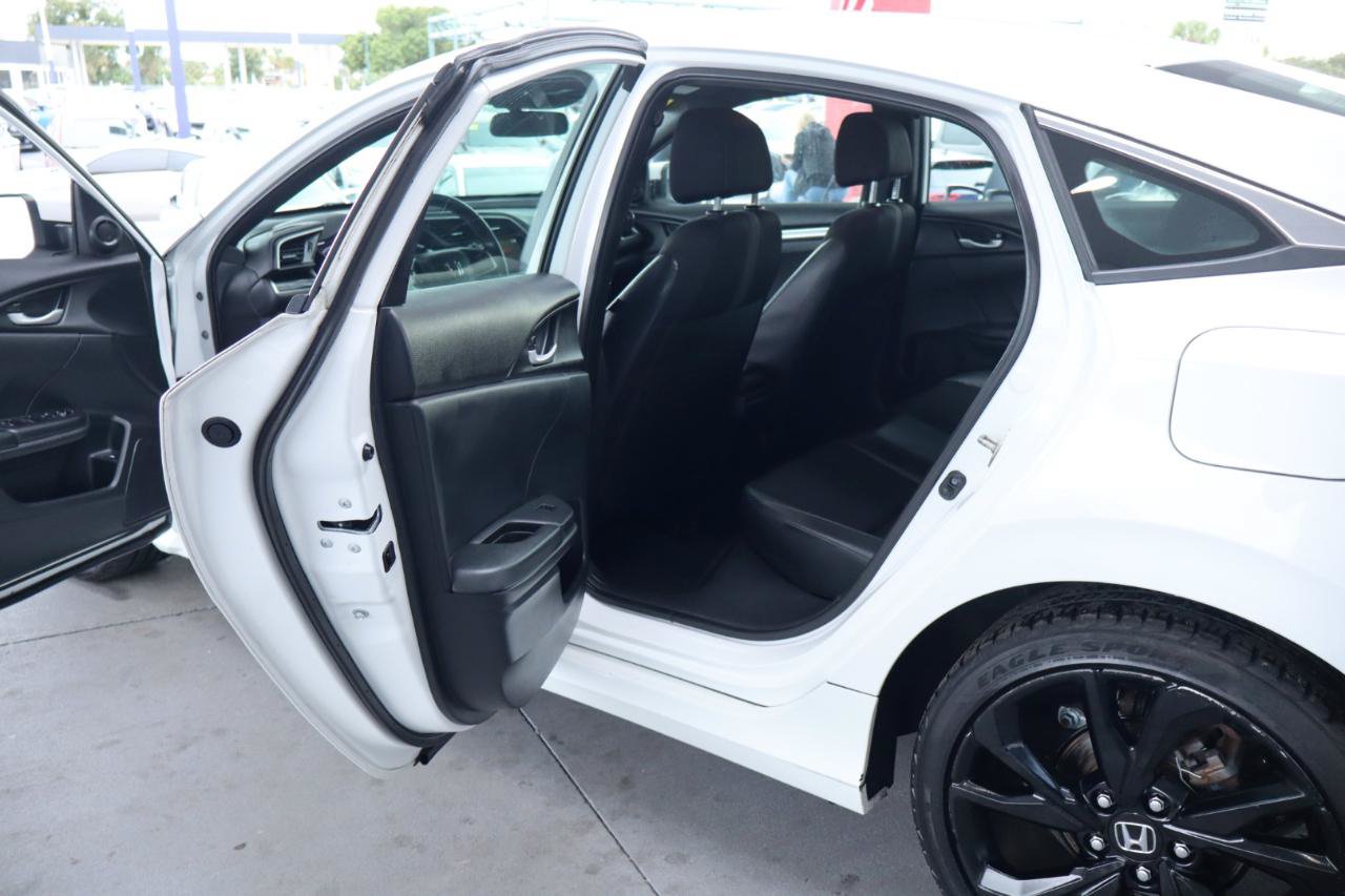 Used 2019 Honda Civic Sport image 30