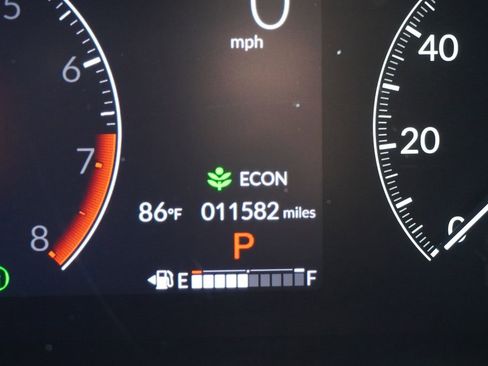 Used 2023 Honda HR-V Sport image 9