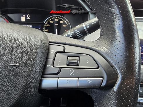 Used 2021 Cadillac XT4 Sport image 21