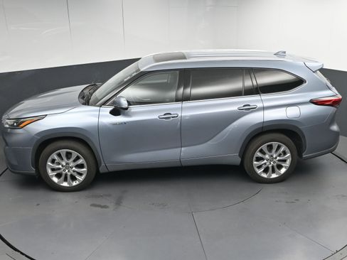 Used 2020 Toyota Highlander Limited image 40
