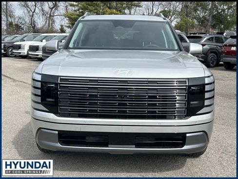 New 2026 Hyundai Palisade Limited FWD image 2