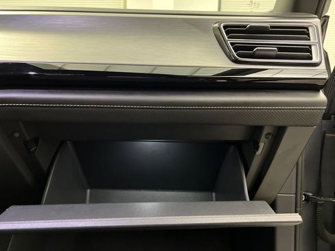 Used 2024 Volkswagen Atlas Cross Sport SE image 27