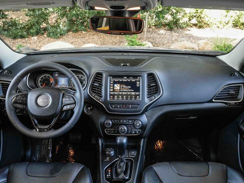 Used 2023 Jeep Cherokee Altitude Lux w/ Lux Elite Package AWD/4WD image 13