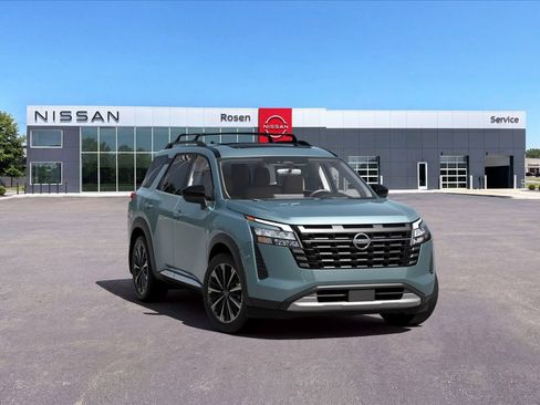 New 2026 Nissan Pathfinder Platinum AWD/4WD image 4