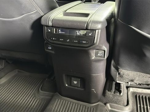 Used 2024 Toyota Grand Highlander XLE image 47
