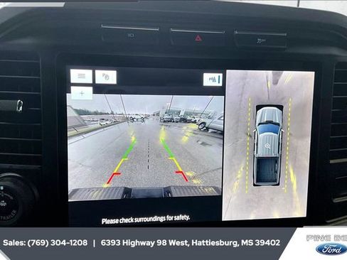 Used 2023 Ford F150 Lariat w/ Trailer Tow Package image 16