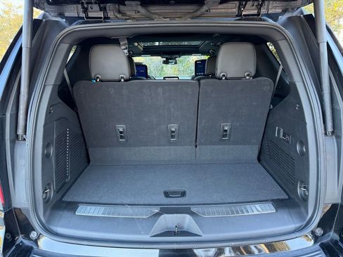 Used 2023 Chevrolet Tahoe Z71 w/ Z71 Off-Road Package image 40