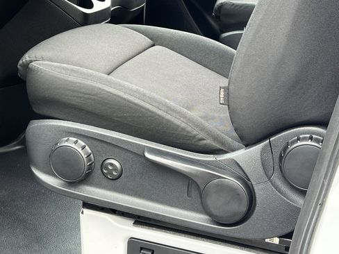 Used 2024 Mercedes-Benz Sprinter 2500 image 12