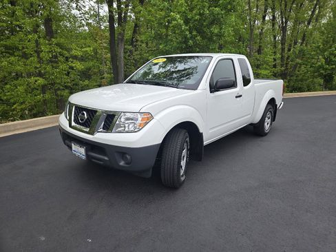Used 2019 Nissan Frontier S RWD image 4