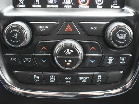 Used 2016 Dodge Durango Limited w/ Nav & Power Liftgate Group image 31