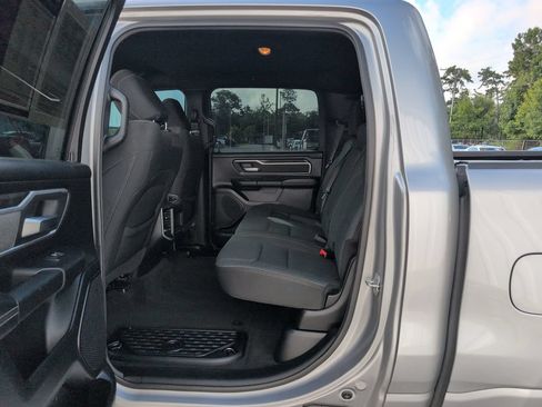 Used 2020 RAM 1500 Big Horn RWD image 11