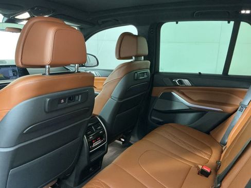 Certified 2022 BMW X5 M50i w/ Executive Package image 27