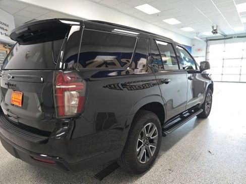 Used 2024 Chevrolet Tahoe Z71 w/ Luxury Package image 7