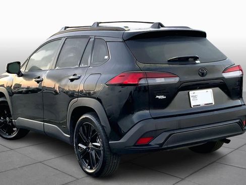 Used 2024 Toyota Corolla Cross AWD Hybrid w/ Moonroof Package image 12