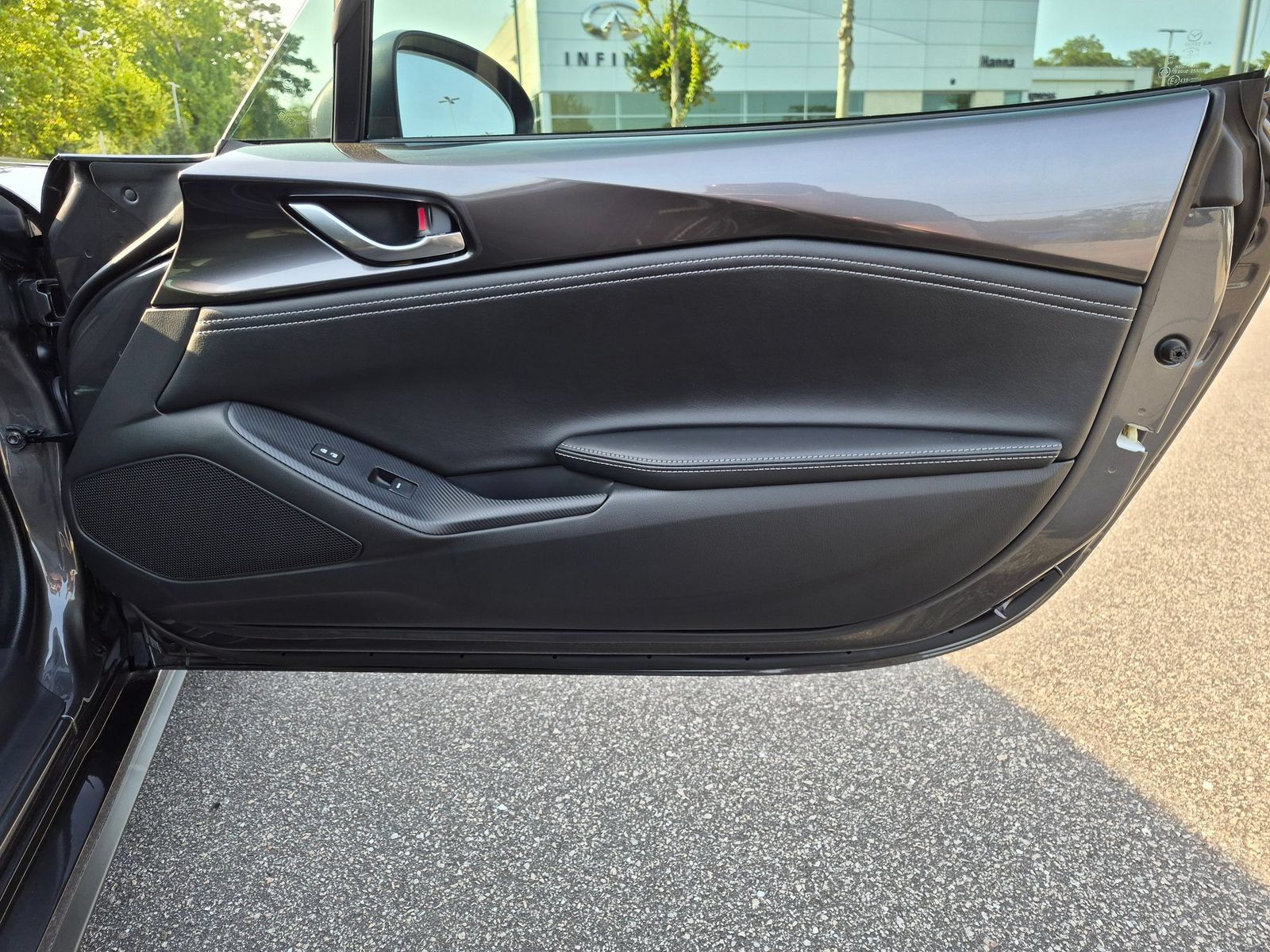 Used 2025 MAZDA MX-5 Miata Grand Touring w/ Weather Package RWD image 28