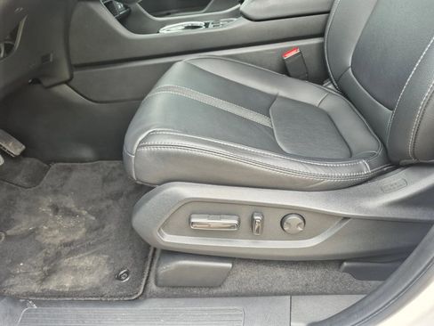 Used 2023 Honda Pilot EX-L image 16