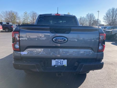 Used 2025 Ford Ranger Lariat w/ FX4 Off-Road Package image 10
