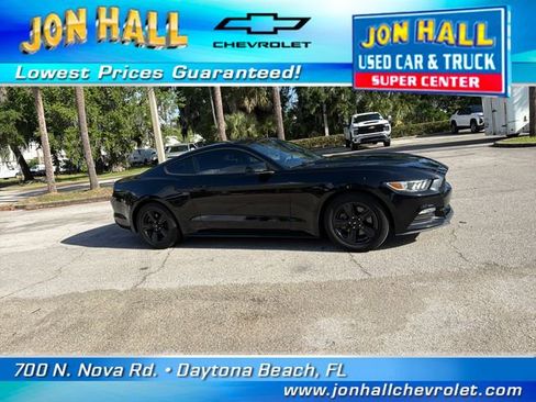 Used 2015 Ford Mustang Coupe RWD image 15