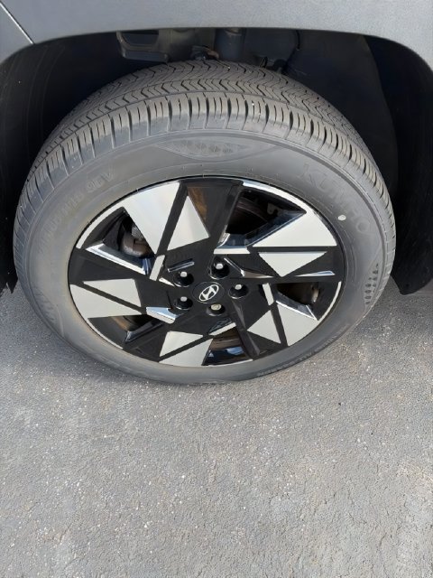 Used 2024 Hyundai Kona SEL AWD/4WD image 12