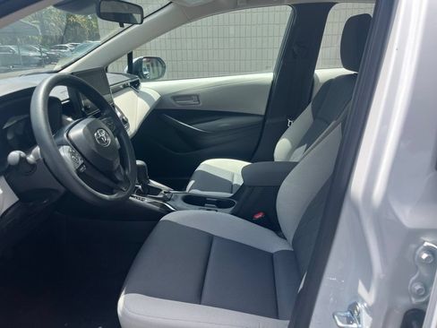 Used 2026 Toyota Corolla LE FWD image 11