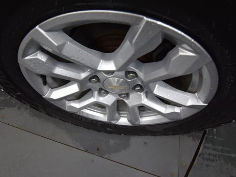 Used 2022 Chevrolet Silverado 1500 LT image 9