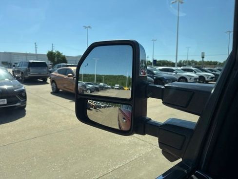 Used 2025 Ford F250 Platinum w/ Platinum Plus Package AWD/4WD image 42