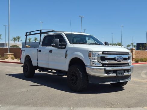 Used 2021 Ford F250 XLT AWD/4WD image 3
