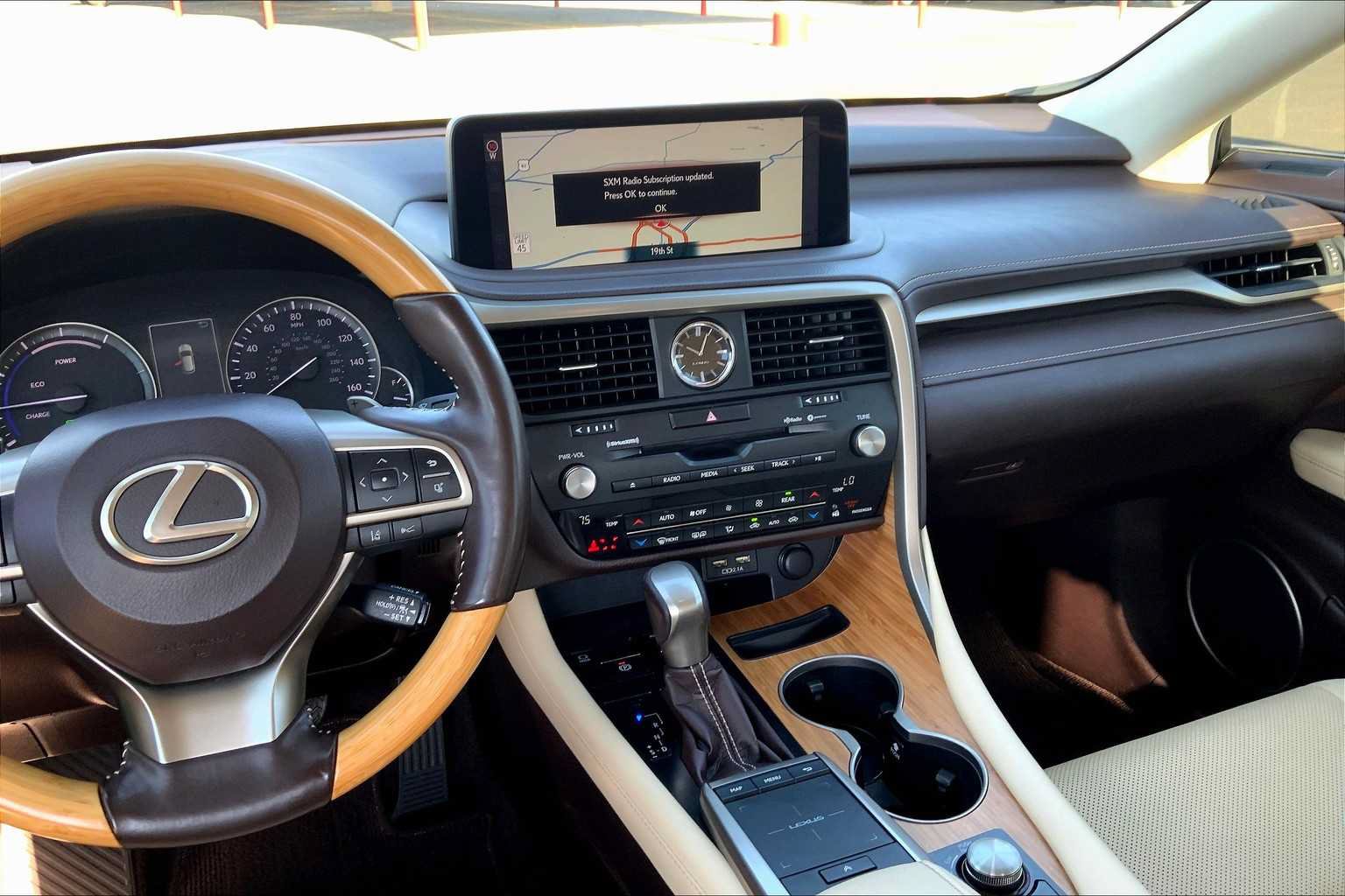 Used 2020 Lexus RX 450hL AWD w/ Premium Package image 7