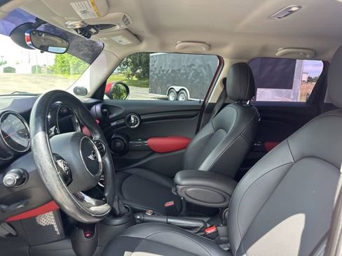 Used 2017 MINI Cooper 4-Door Hardtop FWD image 14