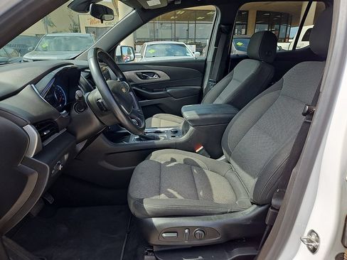 Used 2023 Chevrolet Traverse LT AWD/4WD image 15
