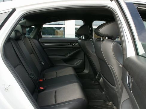 Used 2022 Honda Accord Sport image 27