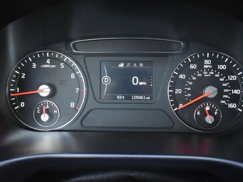 Used 2016 Kia Sorento FWD image 17