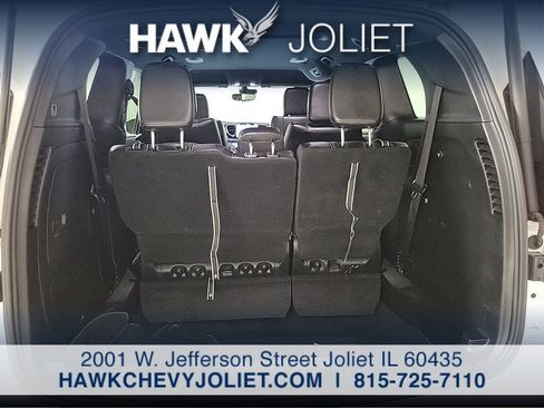 Used 2024 Chrysler Pacifica Select image 21