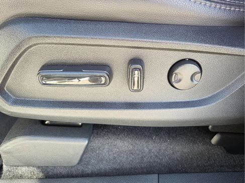 Used 2024 Honda Pilot EX-L image 16