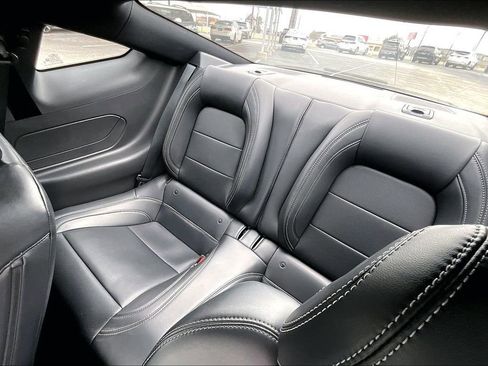 Used 2025 Ford Mustang Premium image 36