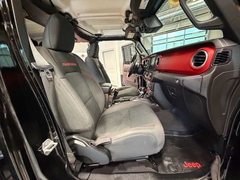 Used 2020 Jeep Gladiator Rubicon AWD/4WD image 47