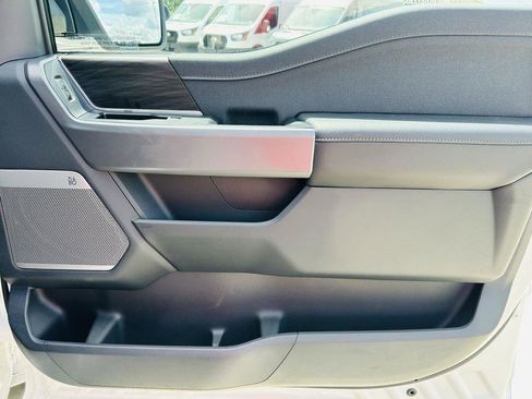 New 2025 Ford F150 Lariat w/ Equipment Group 502A High image 37