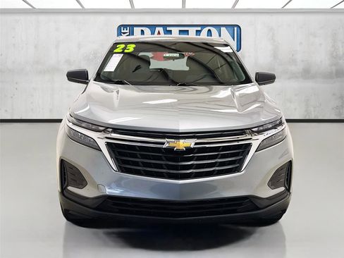 Used 2023 Chevrolet Equinox LS AWD/4WD image 2
