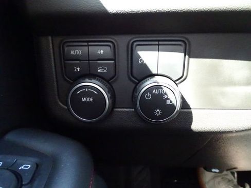 Certified 2023 Chevrolet Tahoe RST w/ RST Performance Edition AWD/4WD image 19