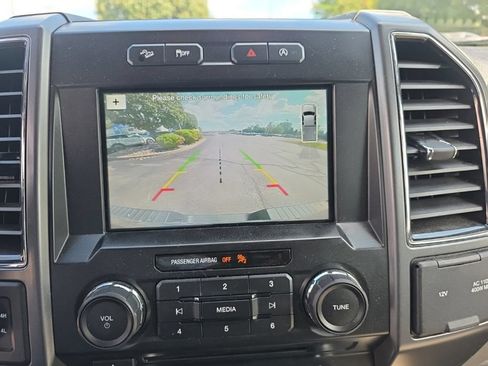 Used 2017 Ford F150 XLT w/ Equipment Group 302A Luxury AWD/4WD image 20