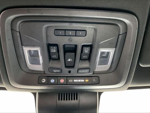 Used 2023 GMC Sierra 1500 AT4 w/ AT4 Premium Package AWD/4WD image 26