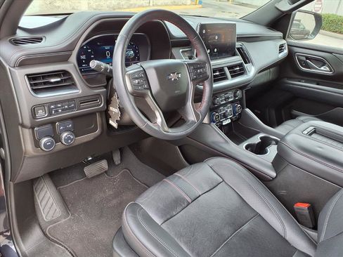 Used 2022 Chevrolet Tahoe RST w/ Luxury Package RWD image 12