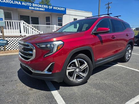 Used 2019 GMC Terrain SLT image 2