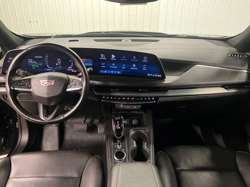 Certified 2024 Cadillac XT4 Premium Luxury AWD/4WD image 16