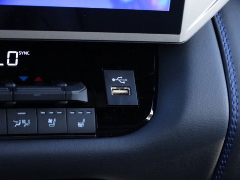 New 2026 Toyota Tundra Platinum image 24