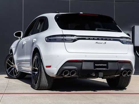 Certified 2026 Porsche Macan S AWD/4WD image 3